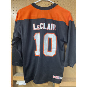 Philadelphia Flyers John LeClair #10 NHL CCM Jersey Size Youth L/XL 90's VTG